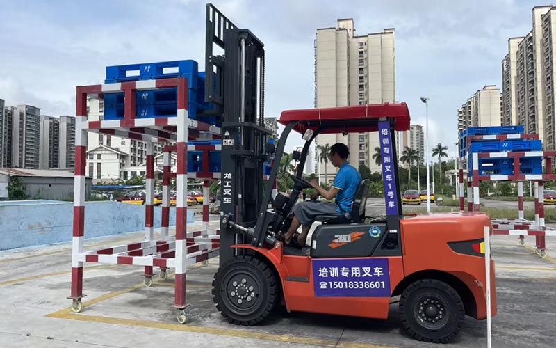 珠海金灣三灶紅旗電工焊工叉車培訓(xùn) 珠海金灣三灶紅旗電工焊工叉車培訓(xùn)